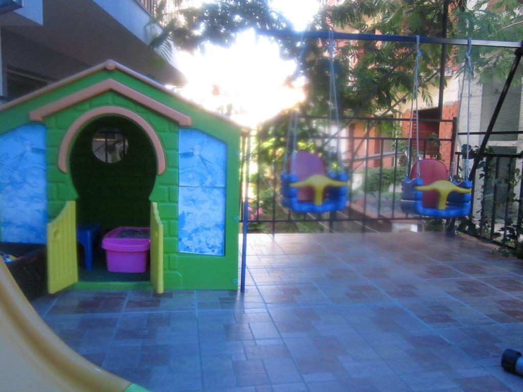 Albatros 2 Family Hotel Kiten  Exterior foto