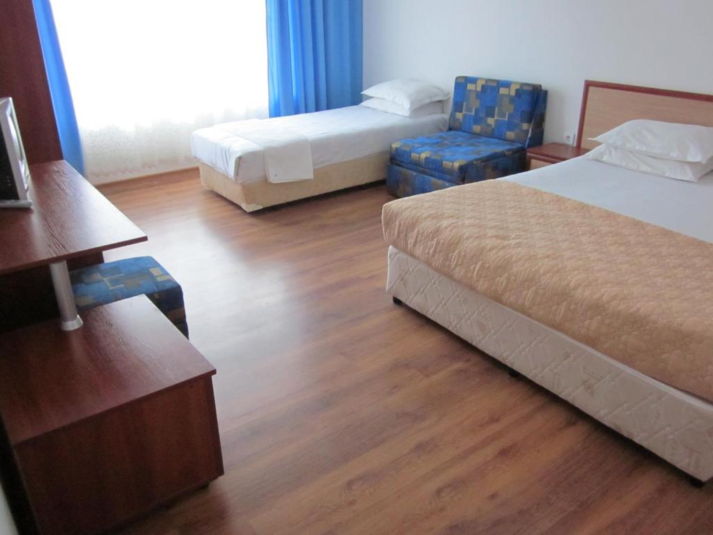 Albatros 2 Family Hotel Kiten  Zimmer foto
